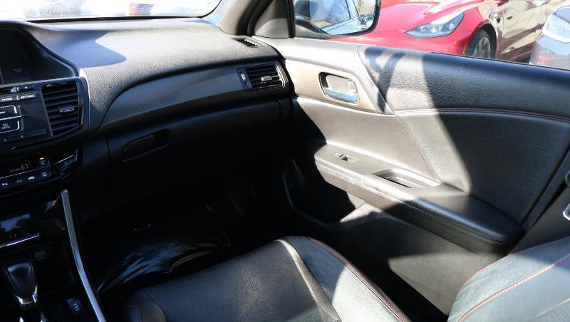 Used 2017 Honda Accord Sport Special Edition image 16