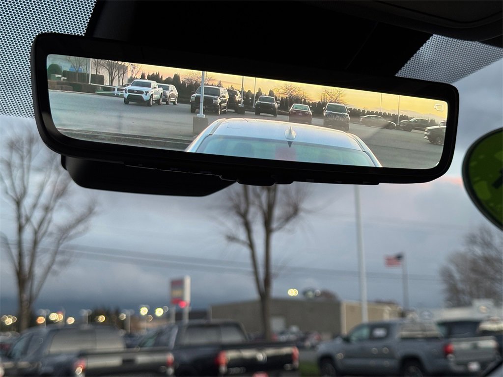 Used 2024 Toyota RAV4 Limited image 35