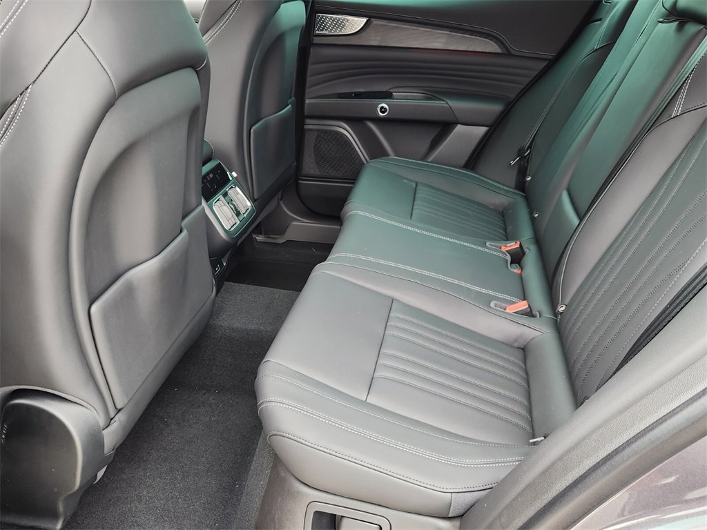 New 2025 Maserati Grecale Modena image 7