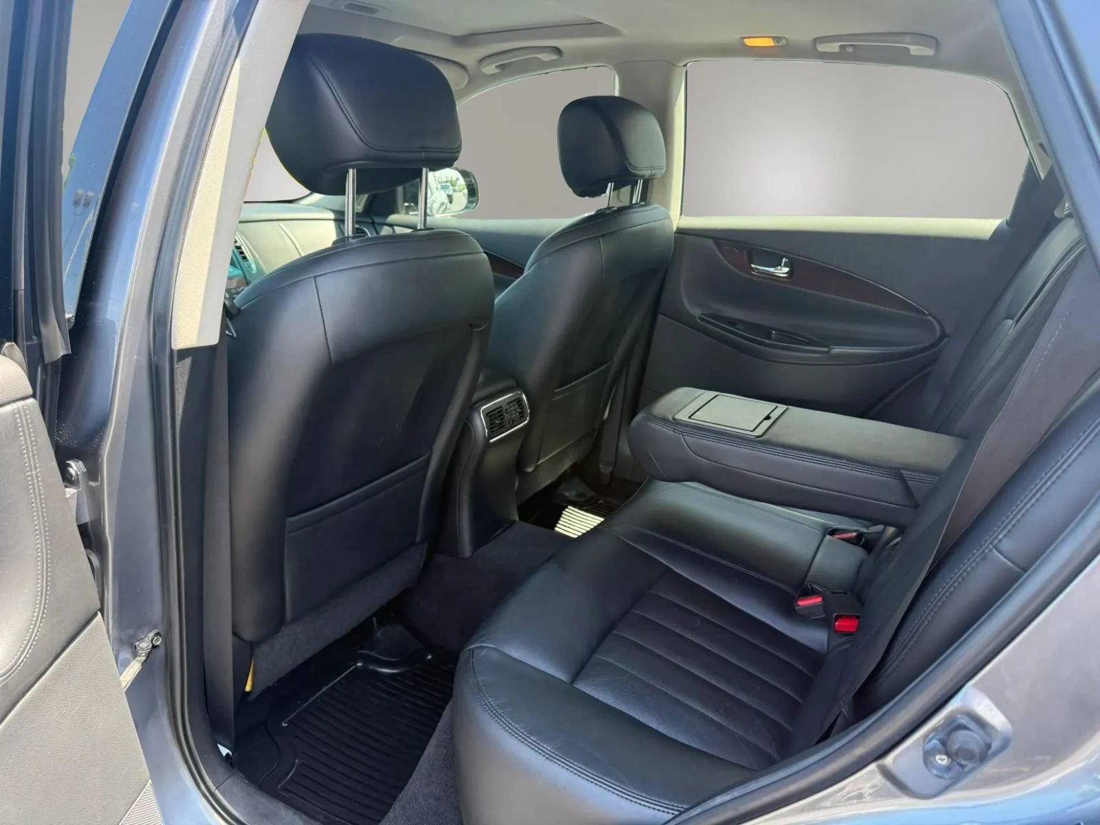 Used 2016 INFINITI QX50 AWD w/ Premium Plus Package image 33