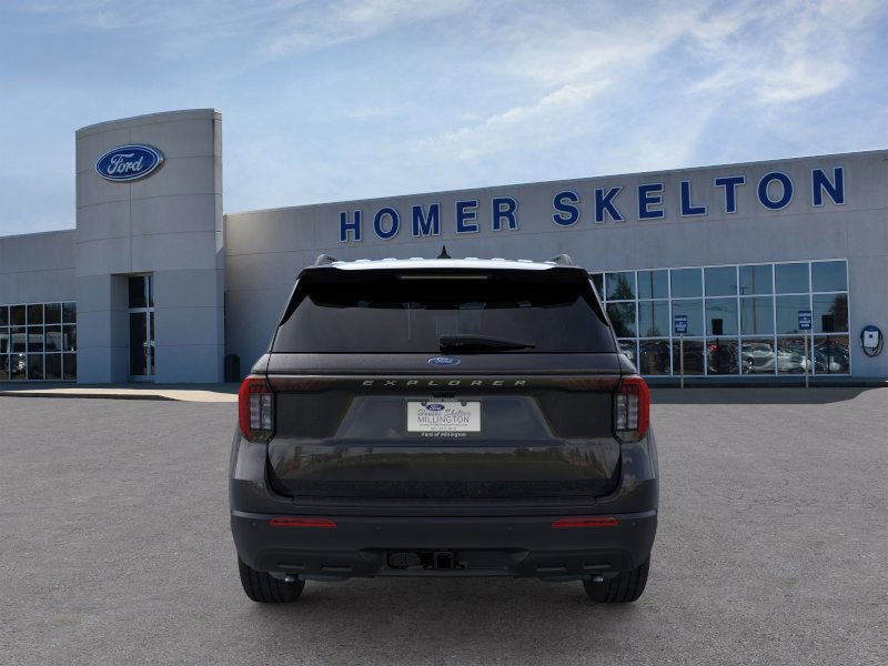 New 2026 Ford Explorer Active image 5