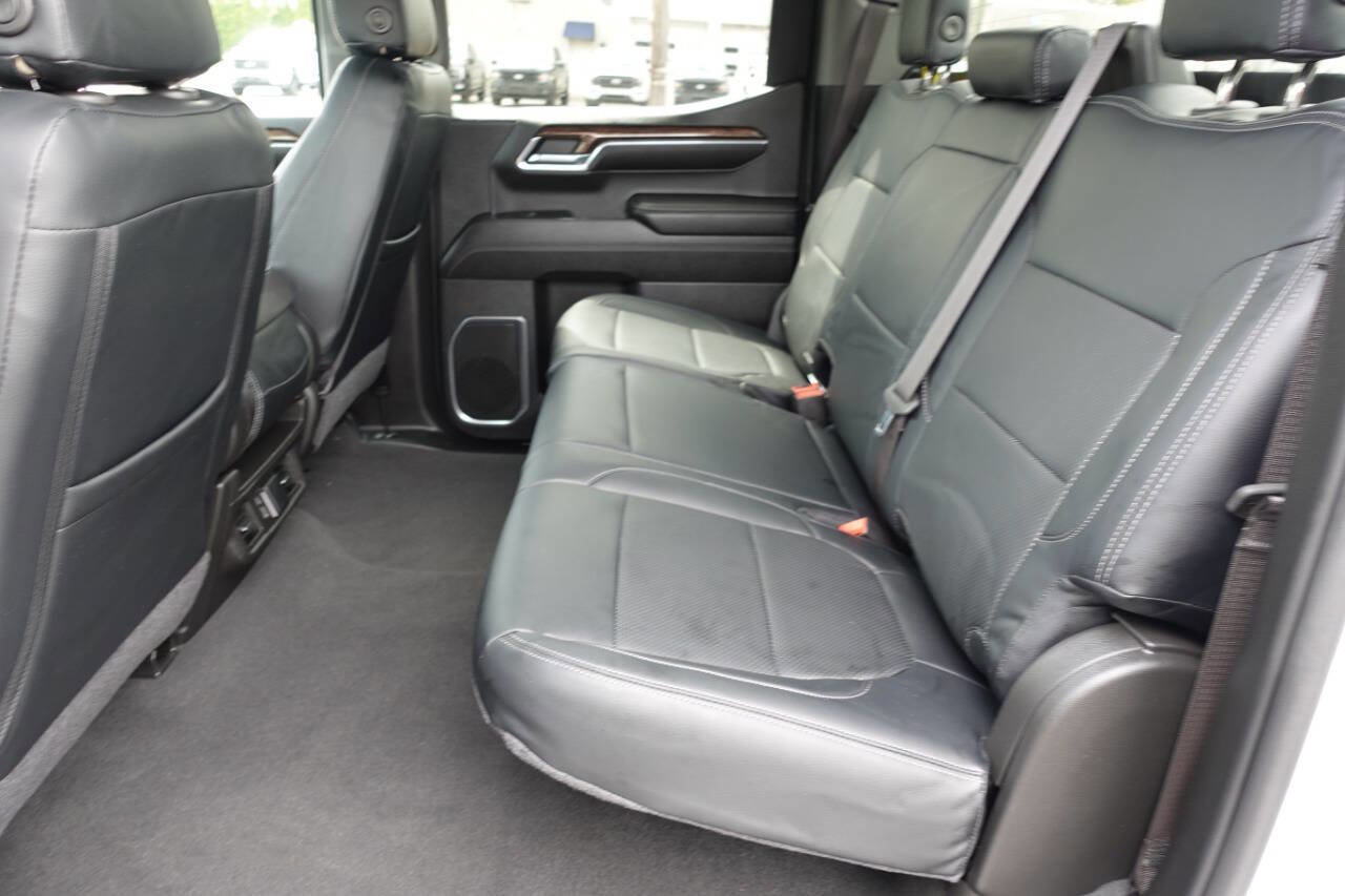 Used 2023 GMC Sierra 1500 SLE w/ X31 Off-Road Package AWD/4WD image 25