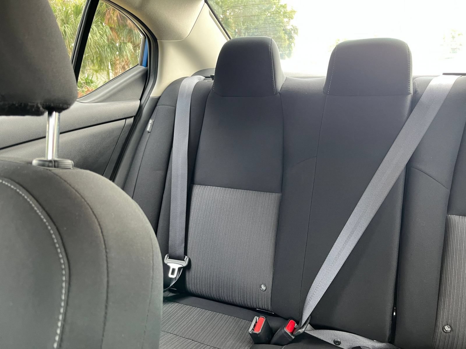Used 2025 Nissan Sentra SV FWD image 38