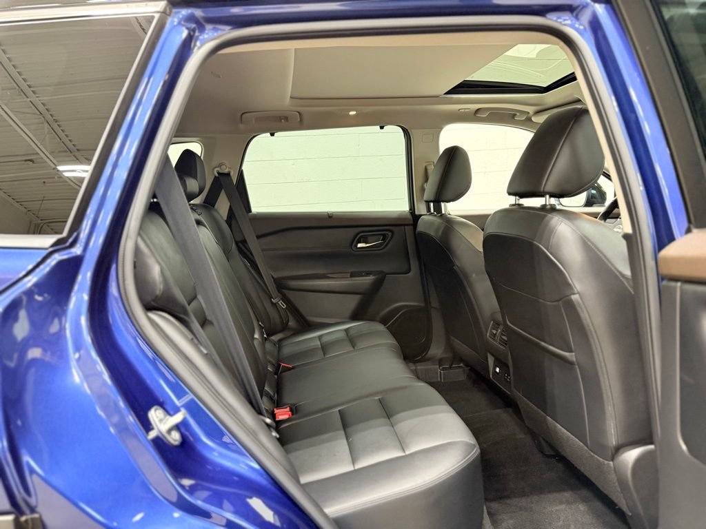 Used 2023 Nissan Rogue SL w/ SL Premium Package AWD/4WD image 42