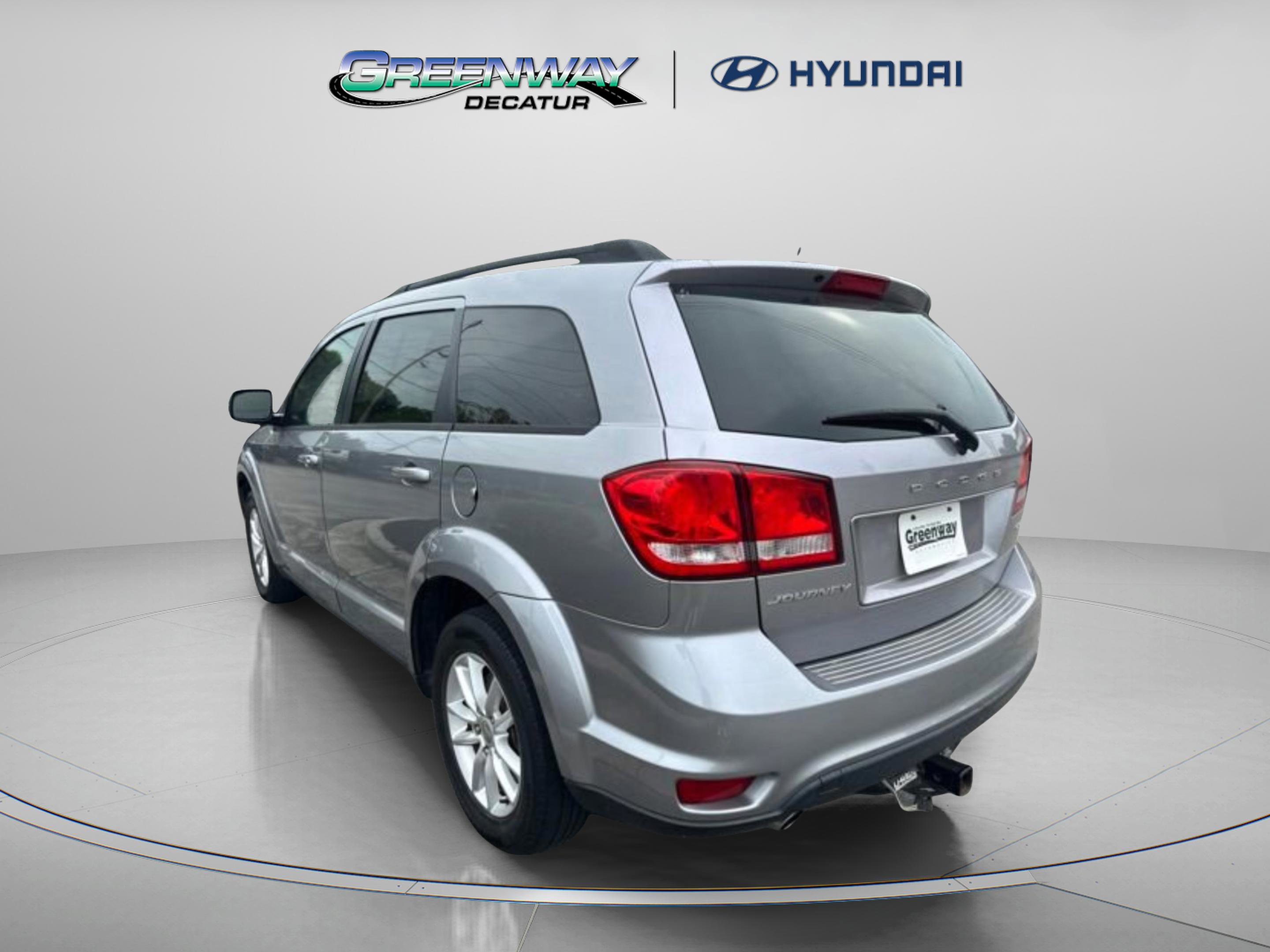 Used 2017 Dodge Journey SXT w/ Premium Group FWD image 4