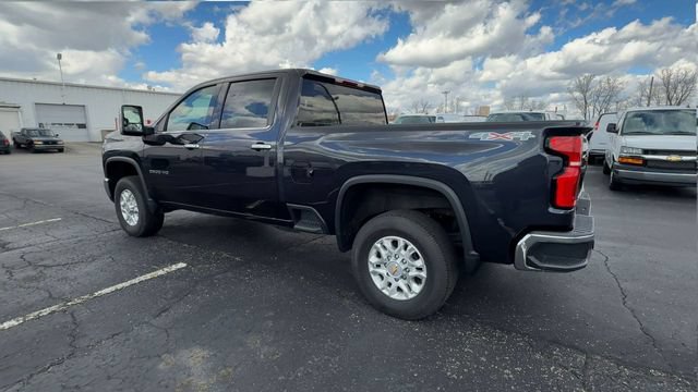 Used 2024 Chevrolet Silverado 2500 LTZ AWD/4WD image 6
