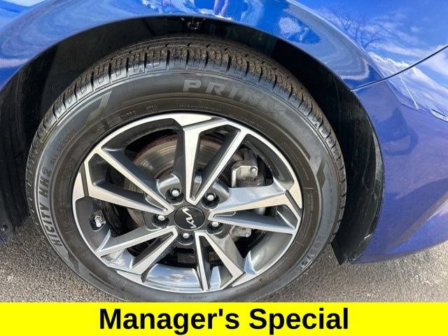 Used 2024 Kia Forte LXS w/ LXS Technology Package FWD image 43