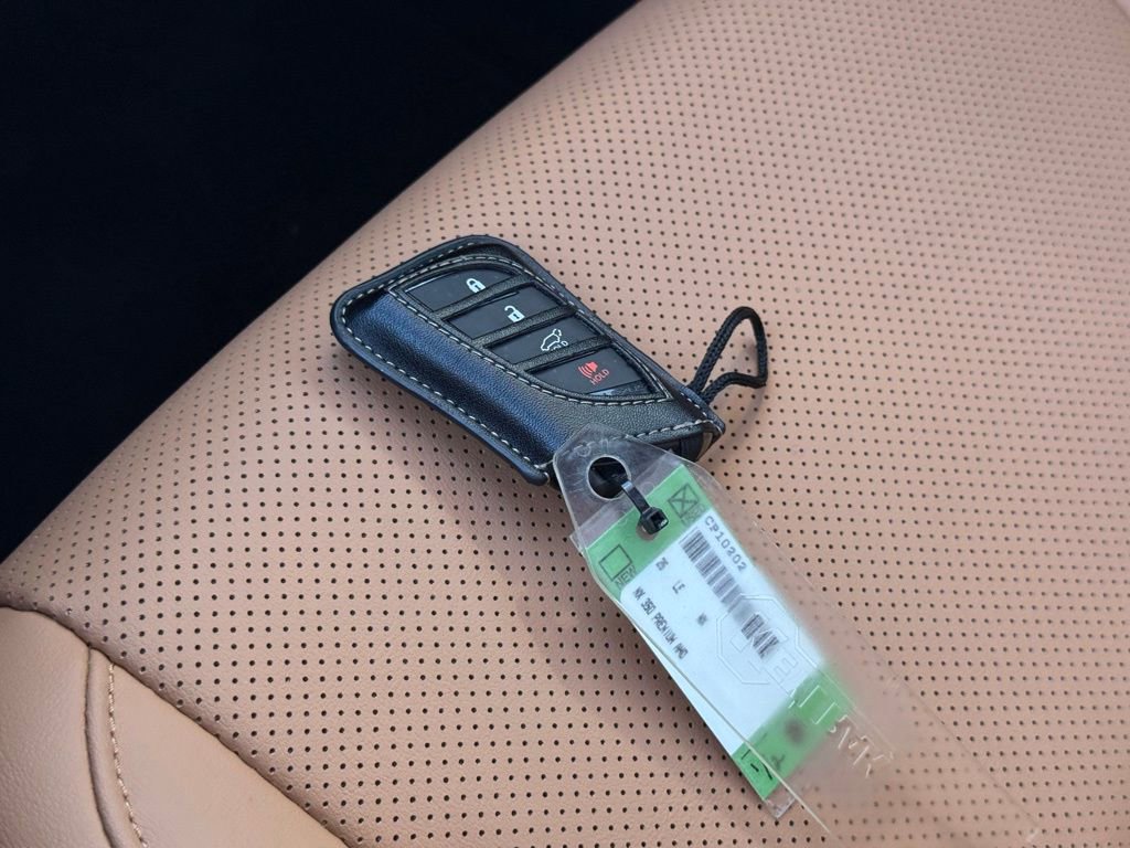 Certified 2025 Lexus NX 350 AWD w/ Accessory Package (Z2) image 39