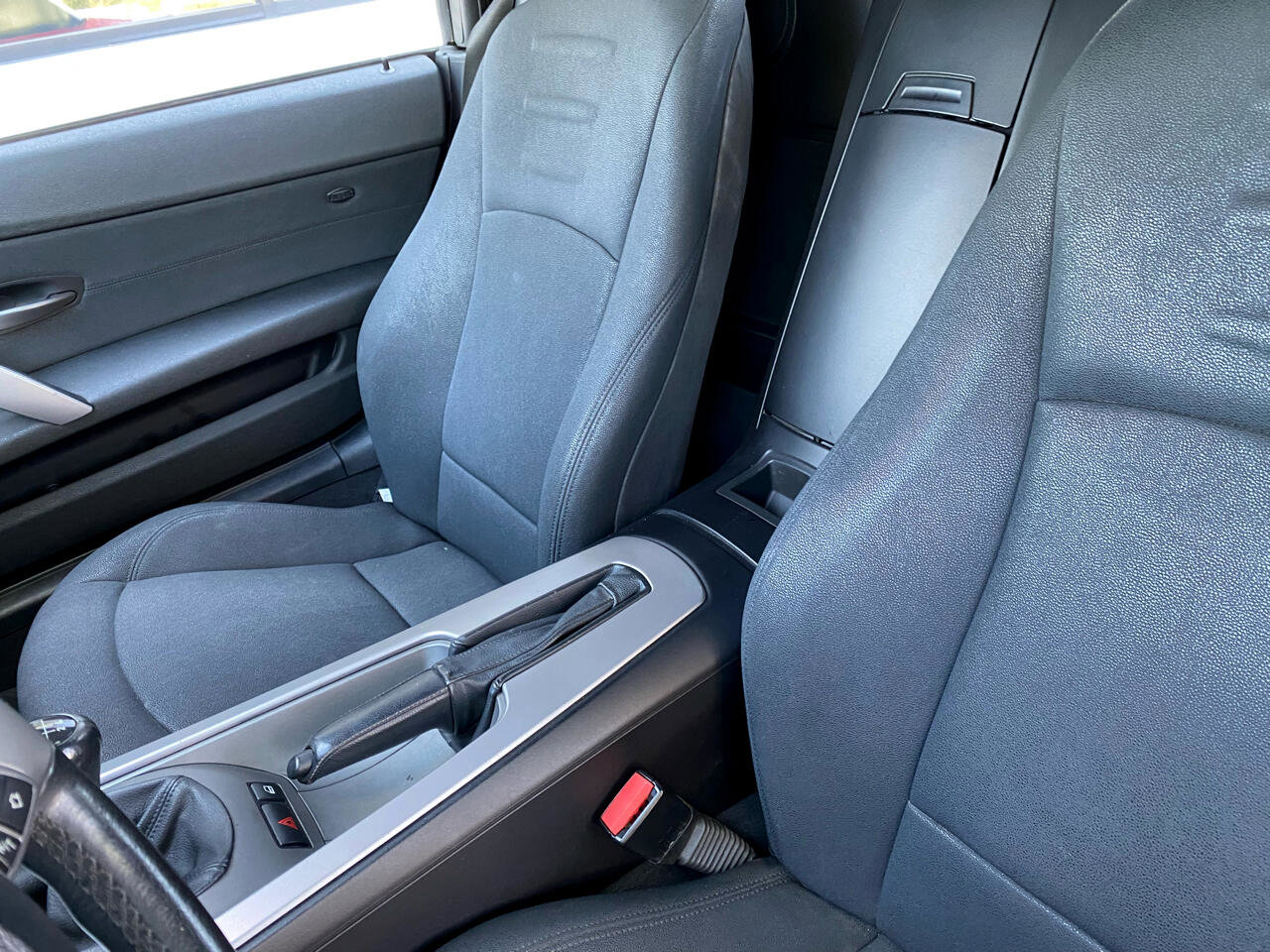 Used 2004 BMW Z4 2.5i image 37