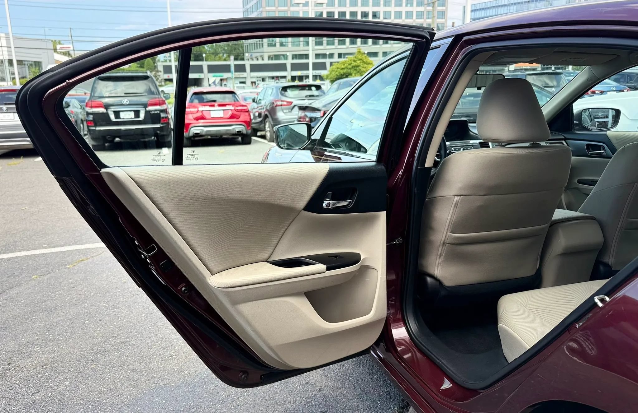 Used 2014 Honda Accord LX image 25