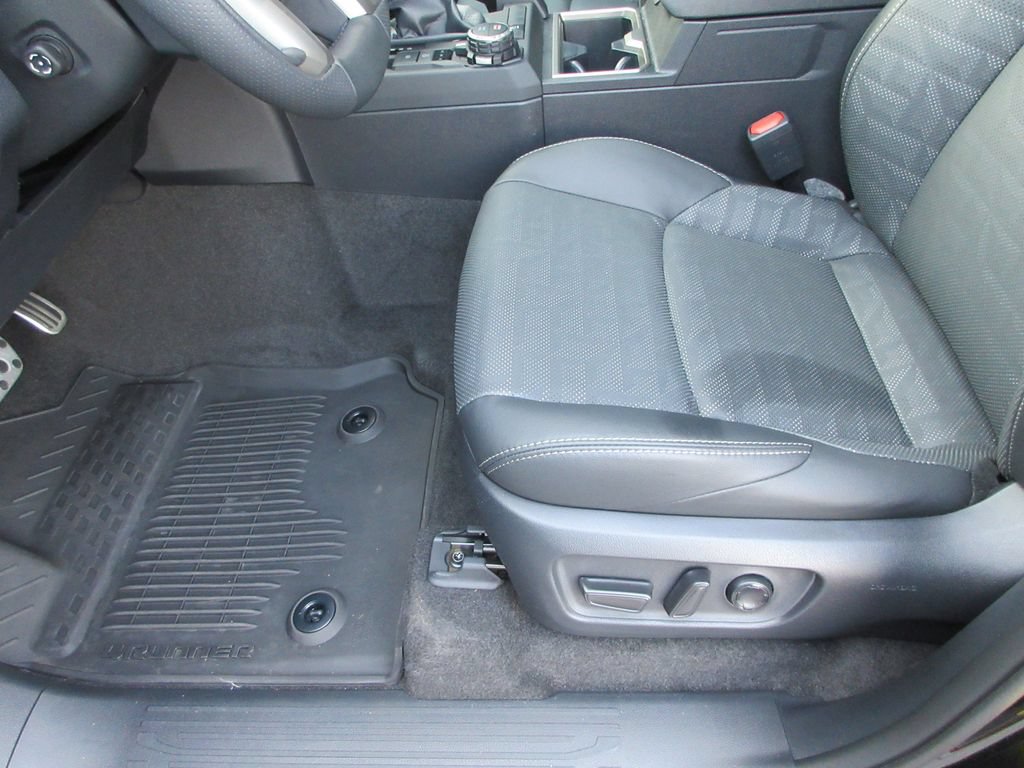 Used 2026 Toyota 4Runner TRD Sport Premium AWD/4WD image 21