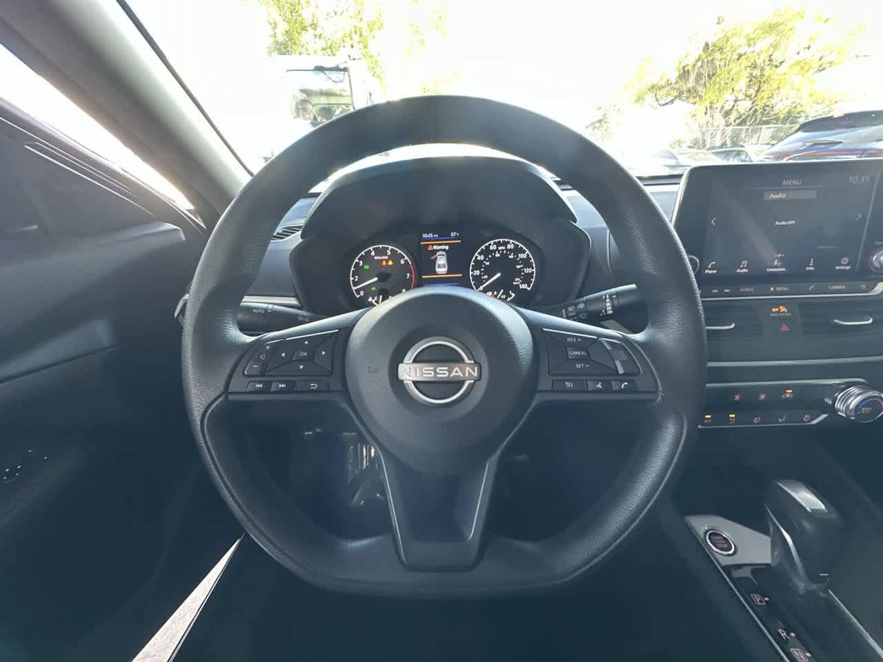 Used 2025 Nissan Altima 2.5 S FWD image 15