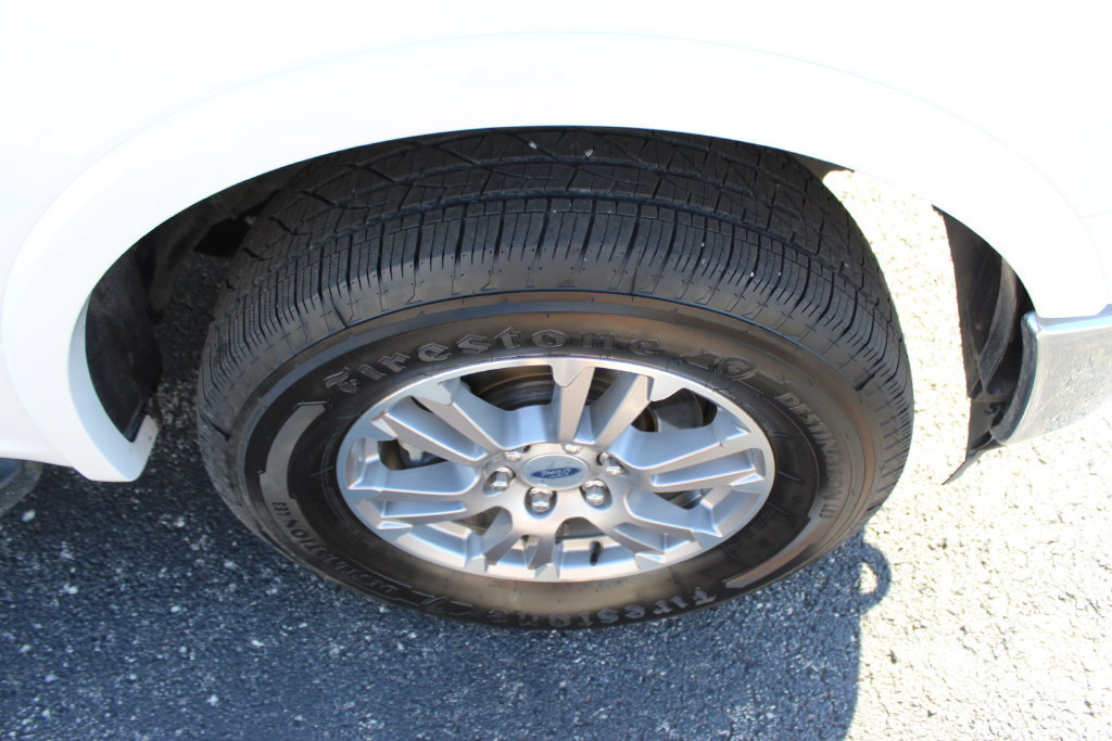 Used 2019 Ford F150 Lariat AWD/4WD image 10