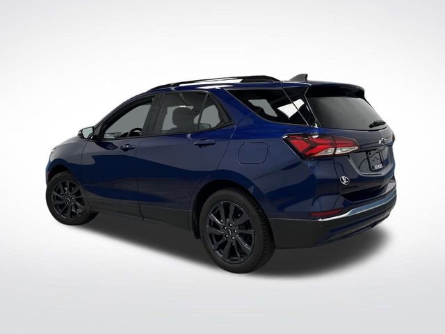 Used 2023 Chevrolet Equinox RS w/ RS Leather Package image 3
