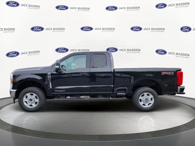 New 2026 Ford F250 XLT w/ FX4 Off-Road Package AWD/4WD image 2