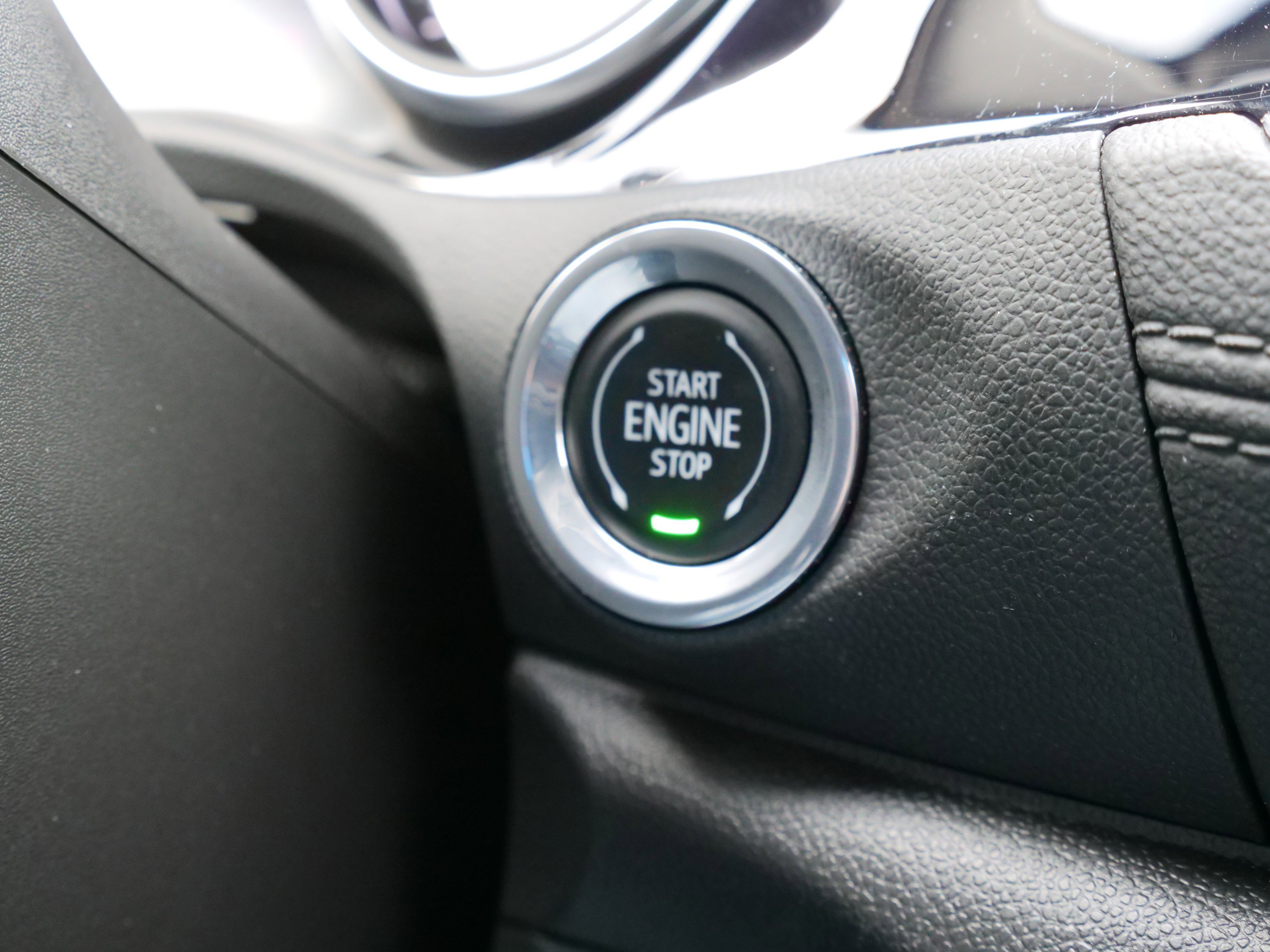 Used 2023 Buick Encore GX Essence w/ Experience Buick Package image 25