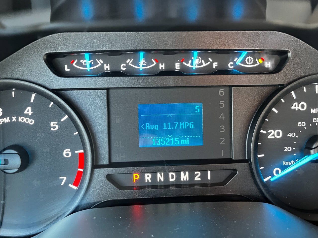 Used 2017 Ford F250 XL w/ Power Equipment Group AWD/4WD image 11
