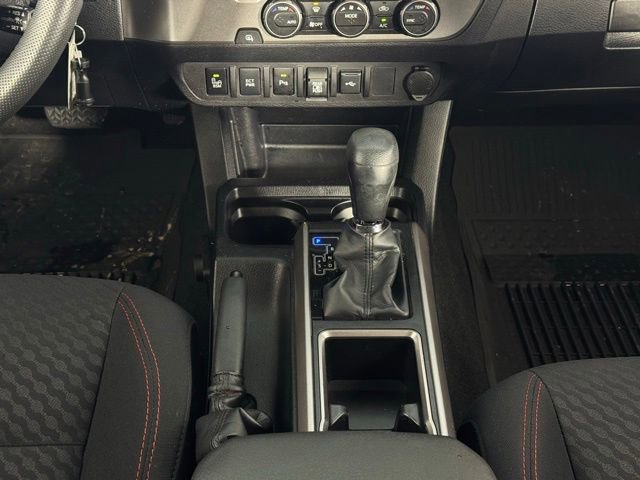 Used 2022 Toyota Tacoma SR5 image 24