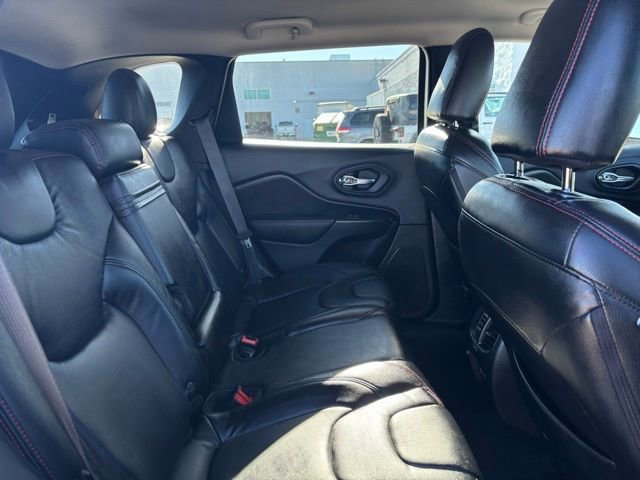 Used 2021 Jeep Cherokee Trailhawk w/ Trailer Tow Group image 22