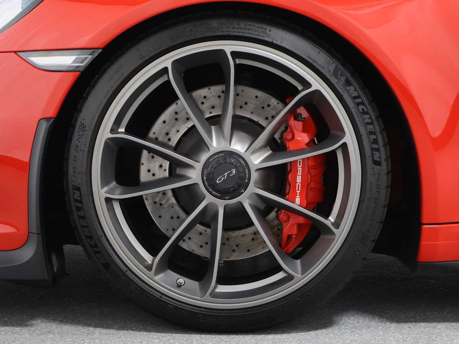 Used 2015 Porsche 911 GT3 RWD image 29