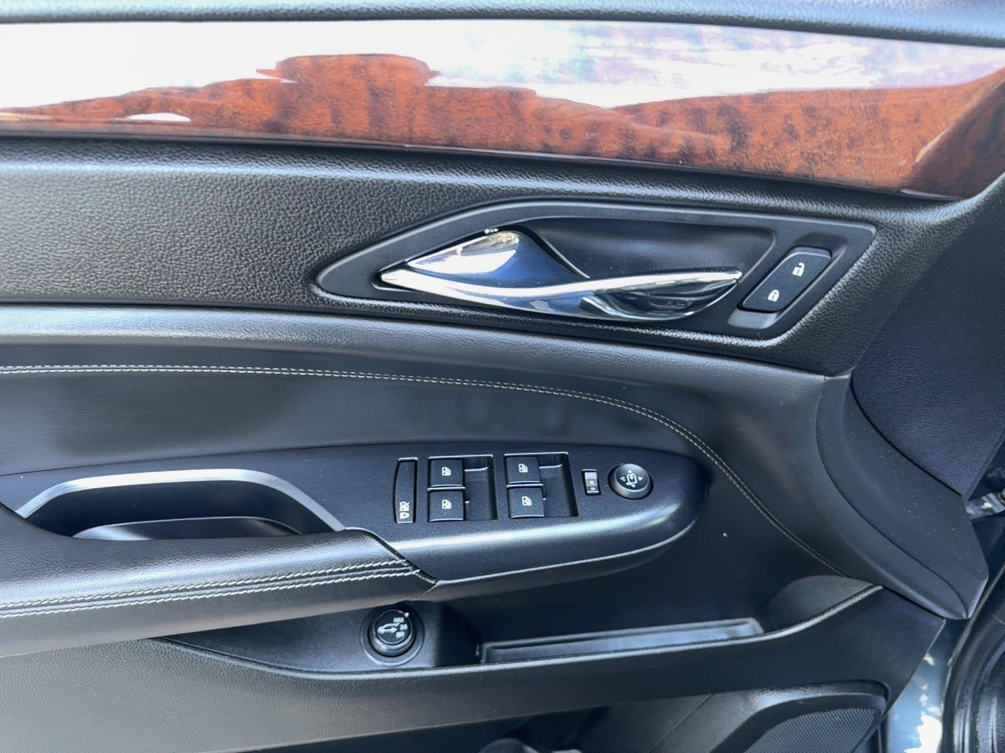 Used 2013 Cadillac SRX Performance AWD/4WD image 17