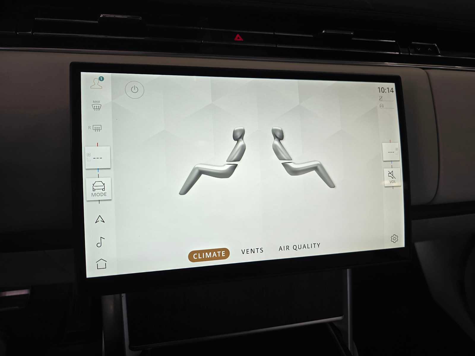 New 2026 Land Rover Range Rover SE image 27