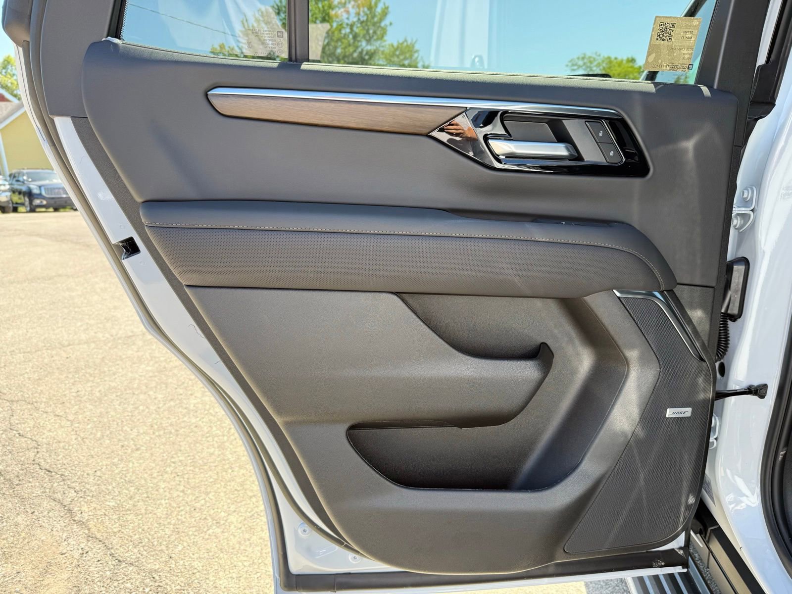 New 2026 Chevrolet Tahoe High Country AWD/4WD image 13