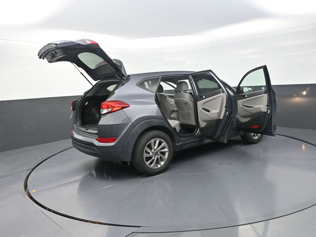 Used 2018 Hyundai Tucson SE image 37