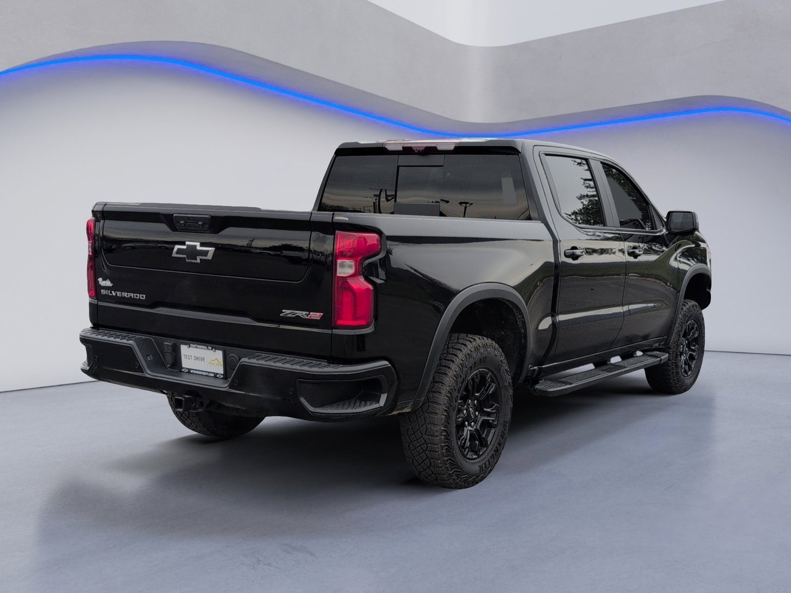 Used 2023 Chevrolet Silverado 1500 ZR2 w/ Technology Package image 3