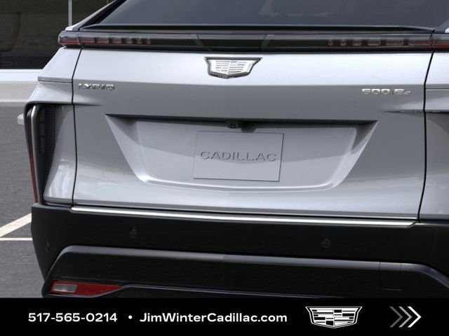 New 2025 Cadillac Lyriq Luxury w/ LPO, Floor Liner Package image 15
