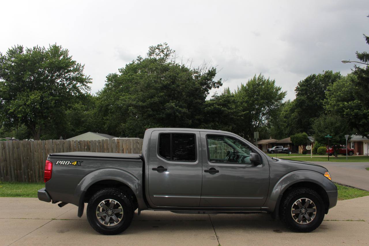 Used 2019 Nissan Frontier PRO-4X AWD/4WD image 11