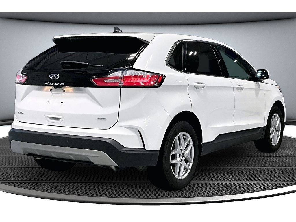 Used 2024 Ford Edge SEL AWD/4WD image 17