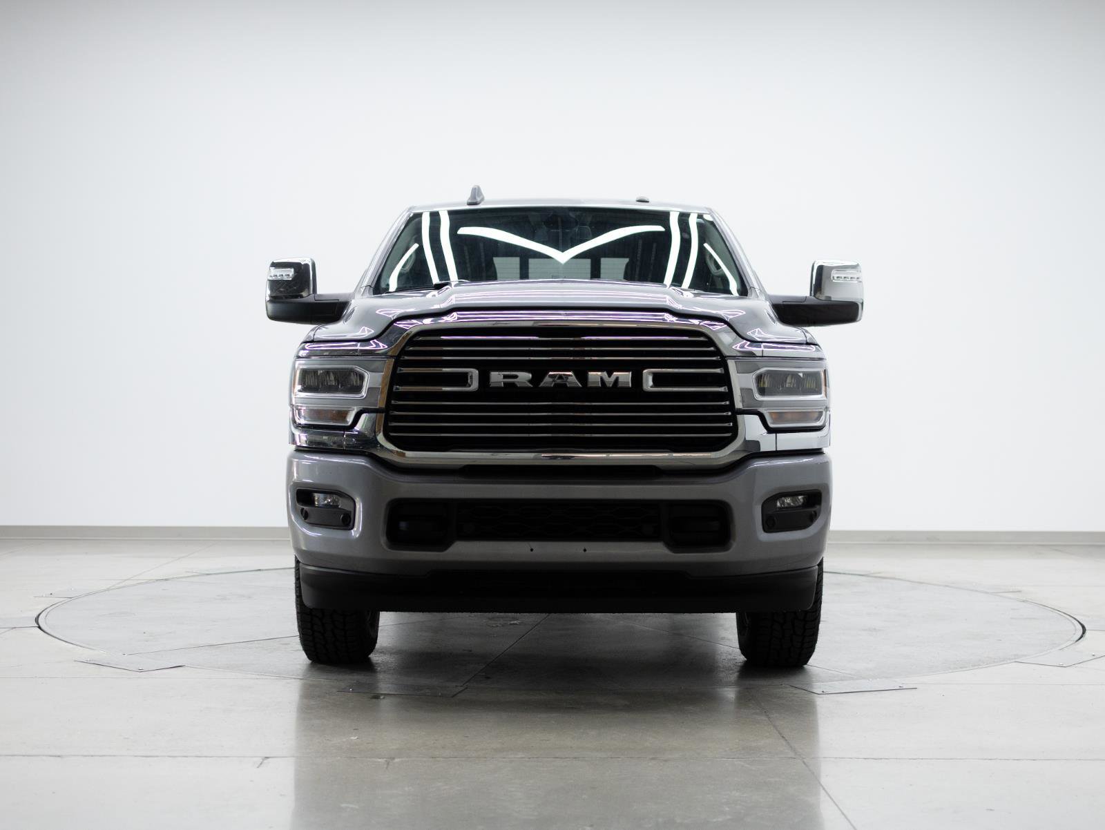 Used 2024 RAM 2500 Laramie image 13