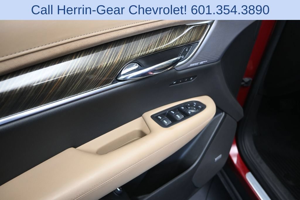 Used 2020 Cadillac XT6 Premium Luxury w/ Platinum Package FWD image 11