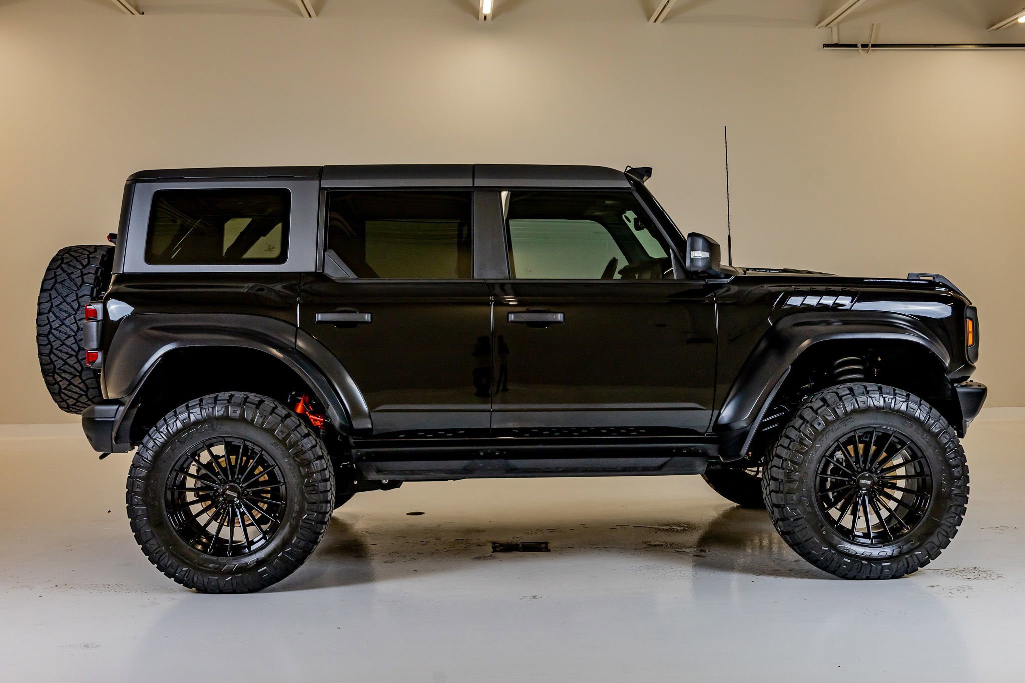 Used 2023 Ford Bronco Raptor image 11