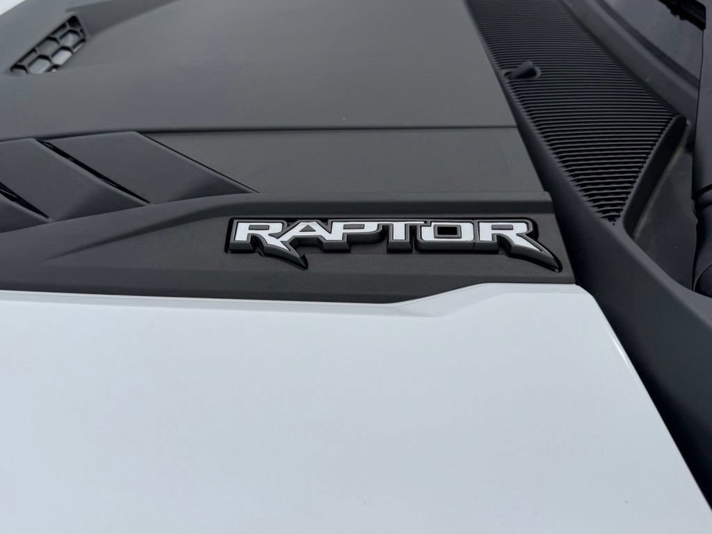 Used 2024 Ford Bronco Raptor w/ Interior Carbon Fiber Pack 6 AWD/4WD image 18