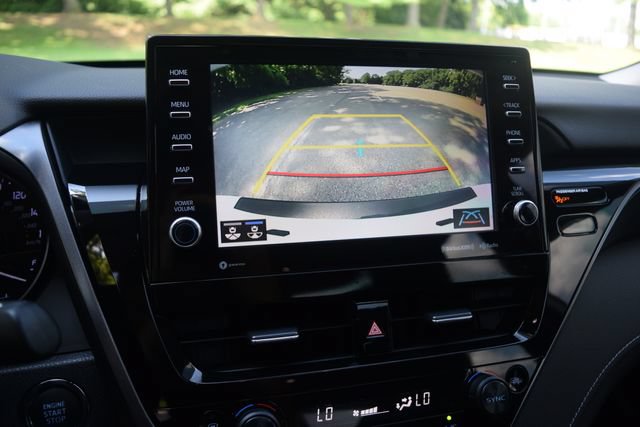 Used 2022 Toyota Camry SE w/ Audio Upgrade Package FWD image 10