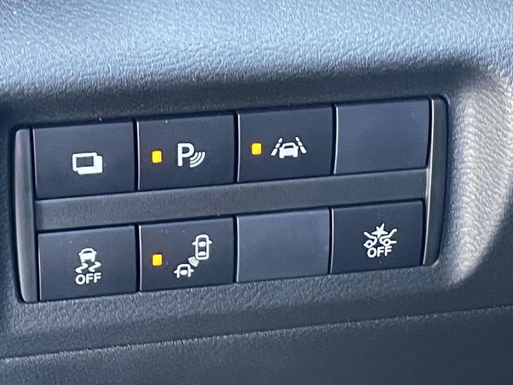 Used 2025 Nissan Kicks Play S image 17