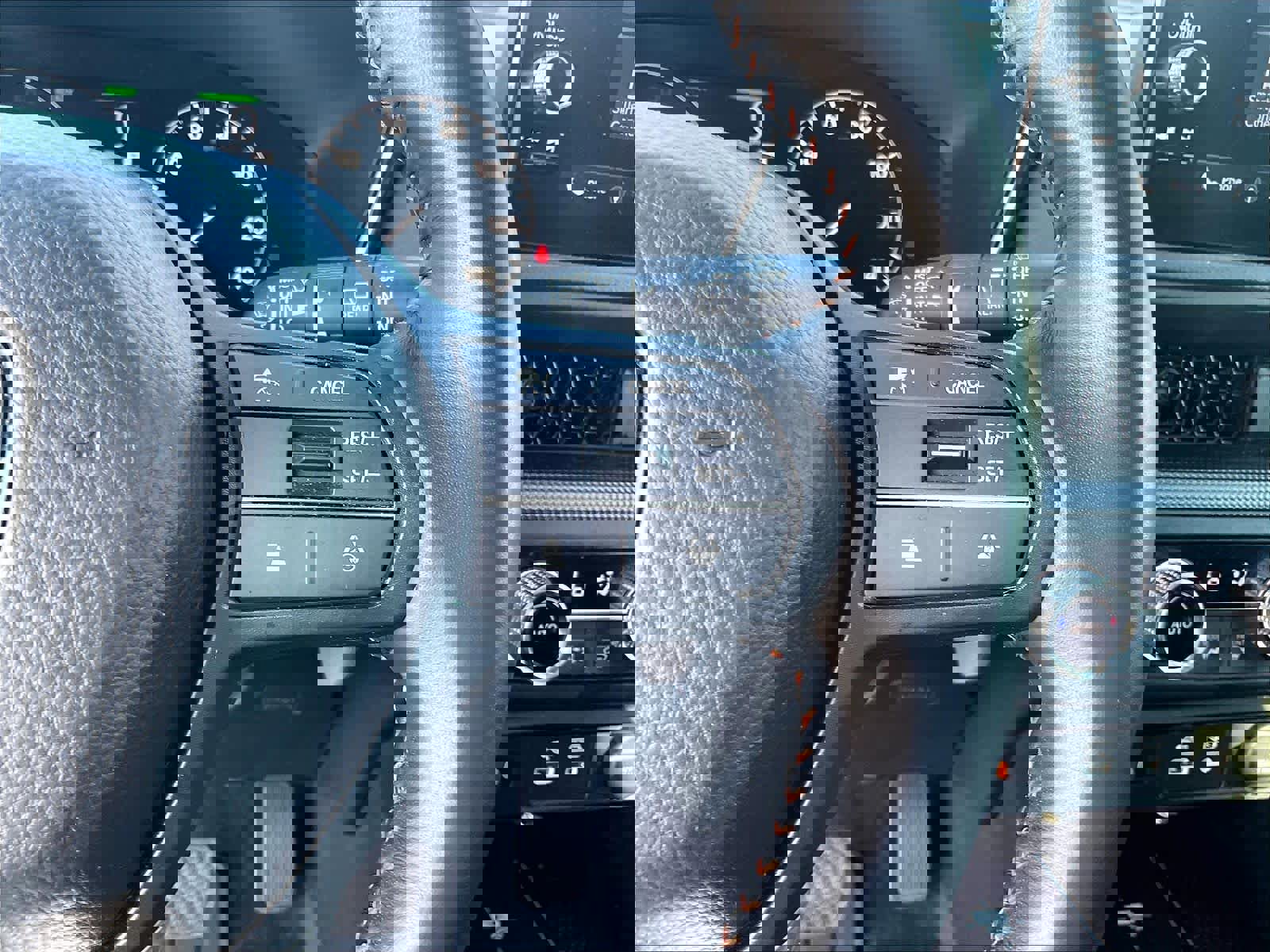 Used 2025 Honda CR-V Sport-L image 19