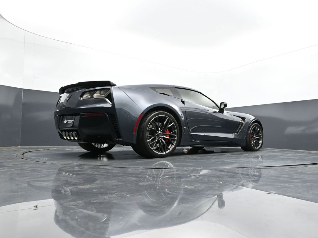 Used 2019 Chevrolet Corvette Z06 RWD image 28