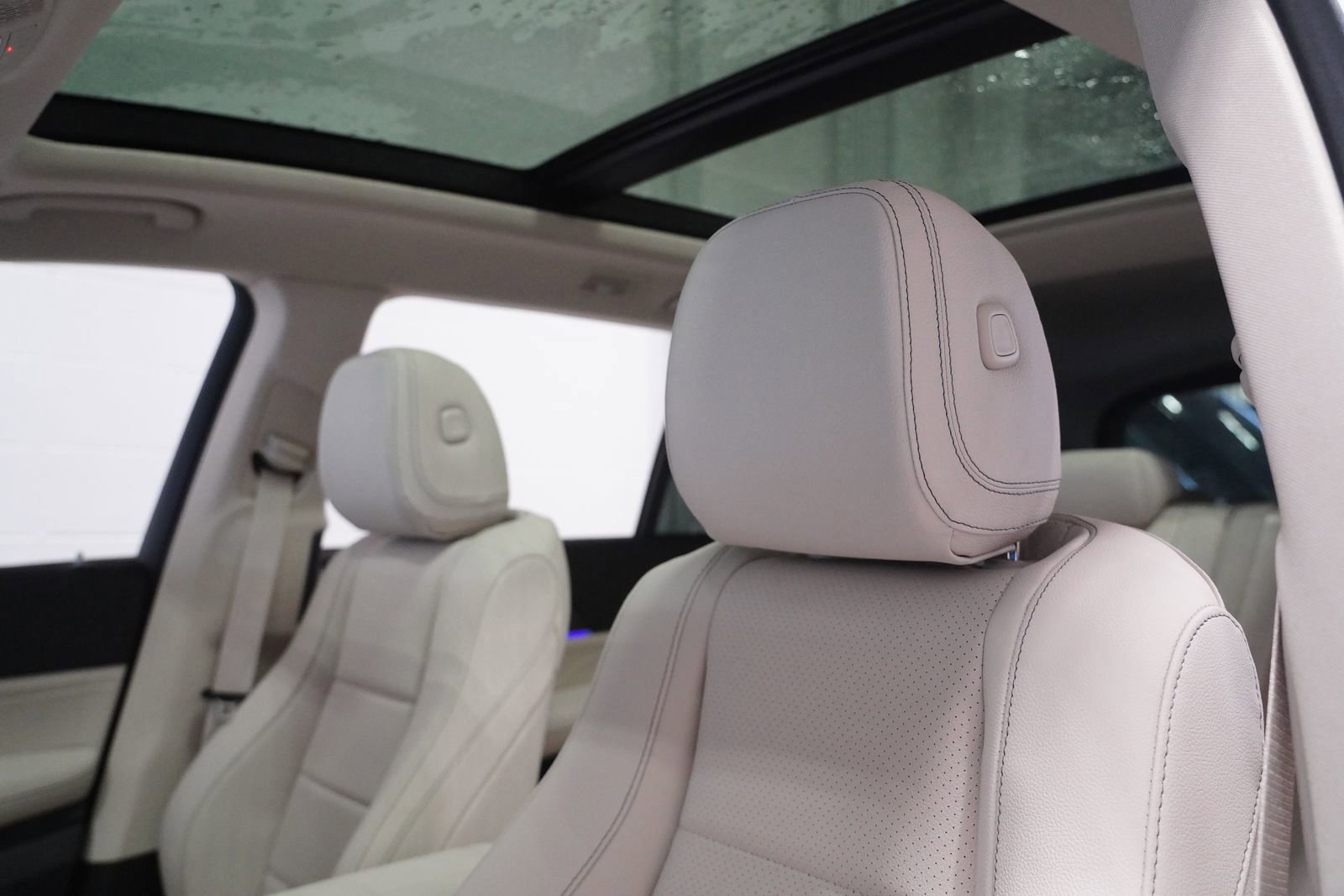 New 2026 Mercedes-Benz GLS 450 4MATIC image 15