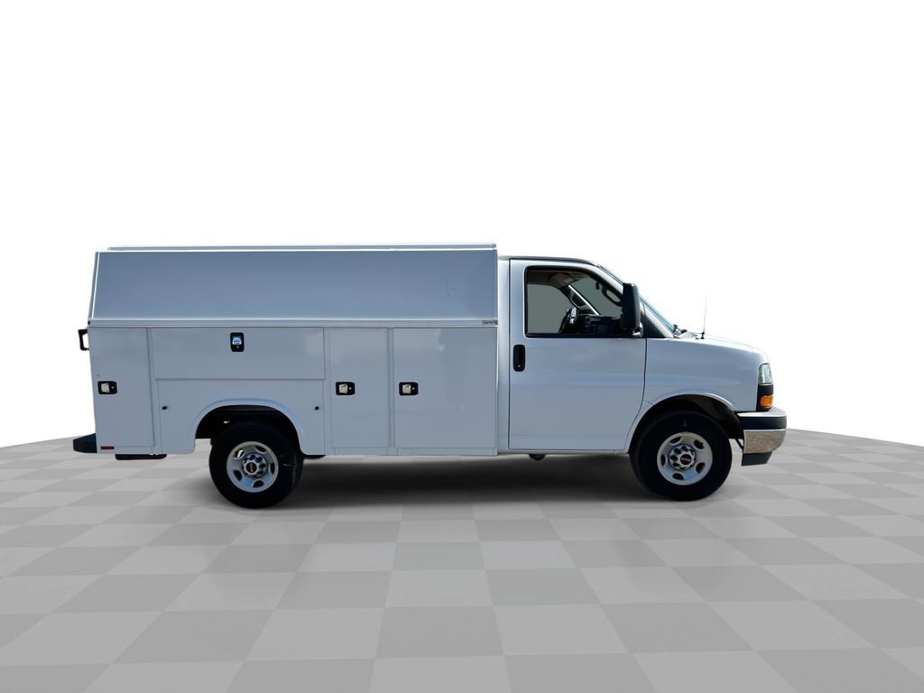 New 2025 GMC Savana 3500 w/ Power Convenience Package image 9