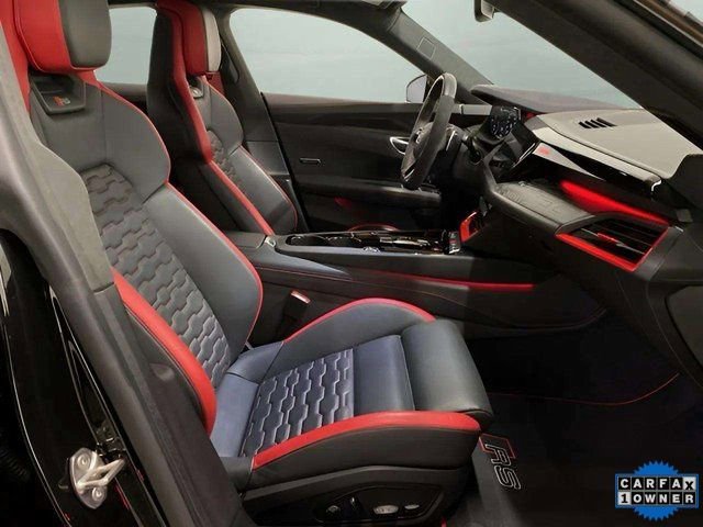 Used 2023 Audi RS e-tron GT image 28