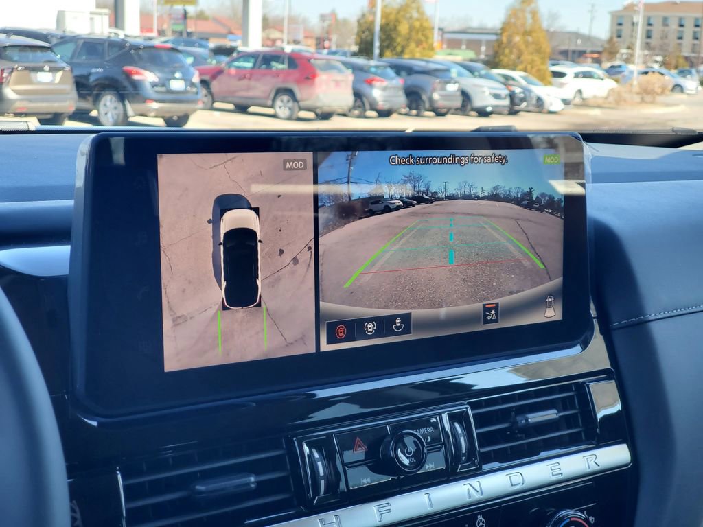 New 2026 Nissan Pathfinder SL image 30