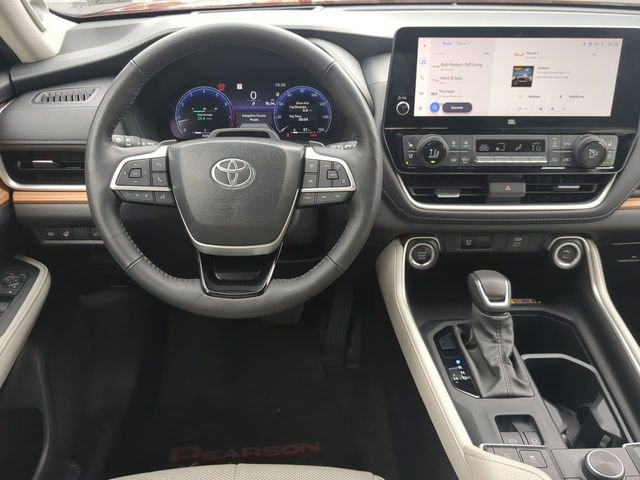 Used 2024 Toyota Grand Highlander Platinum image 15