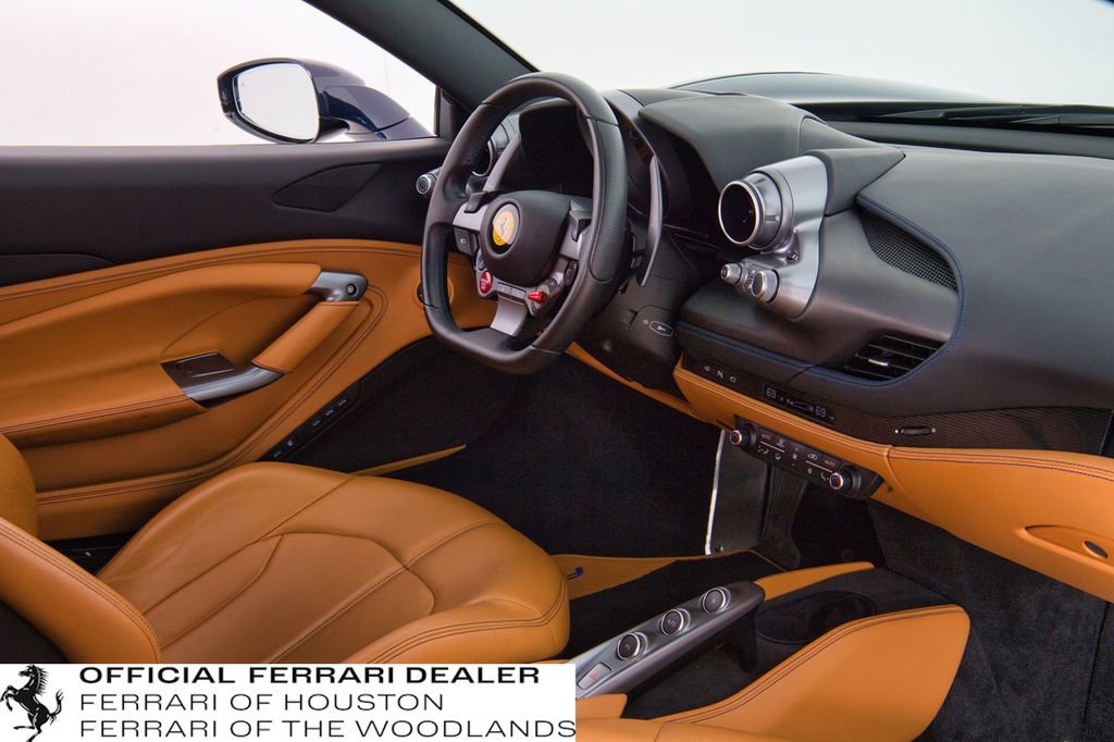 Used 2022 Ferrari F8 Tributo image 17