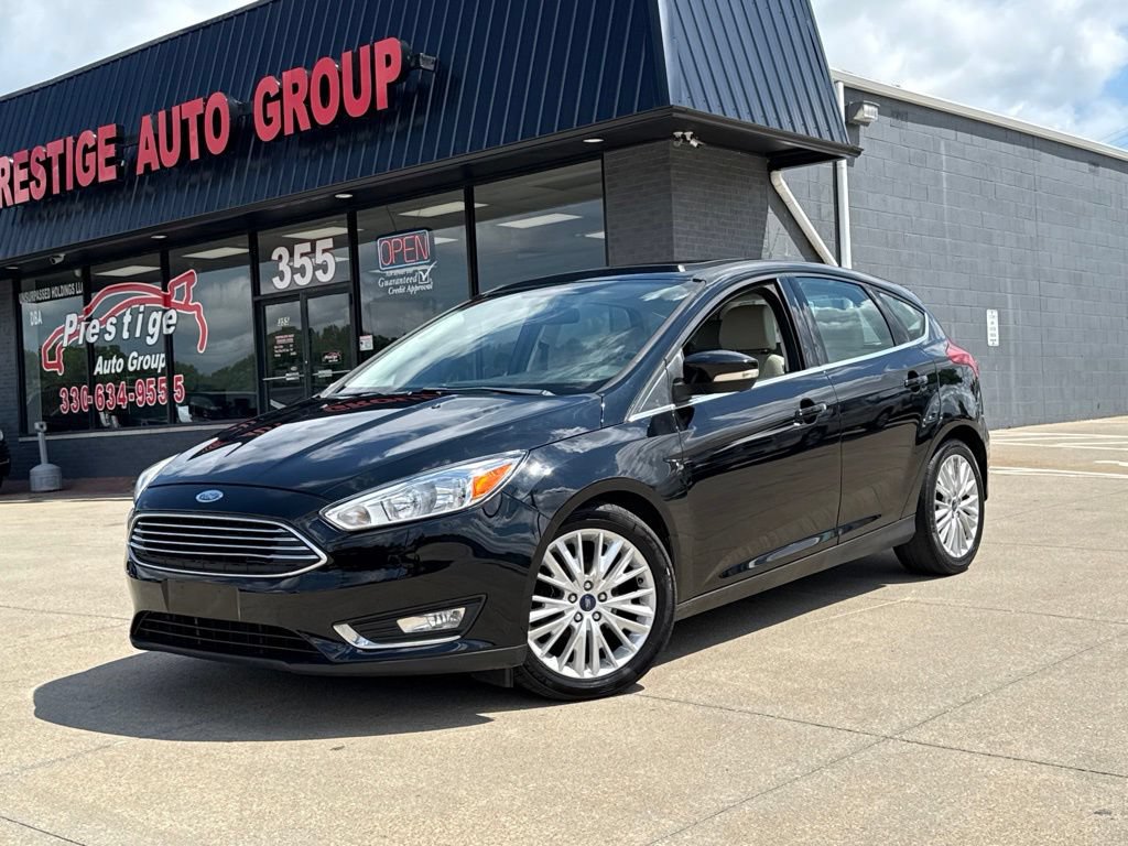 Used 2018 Ford Focus Titanium FWD image 17