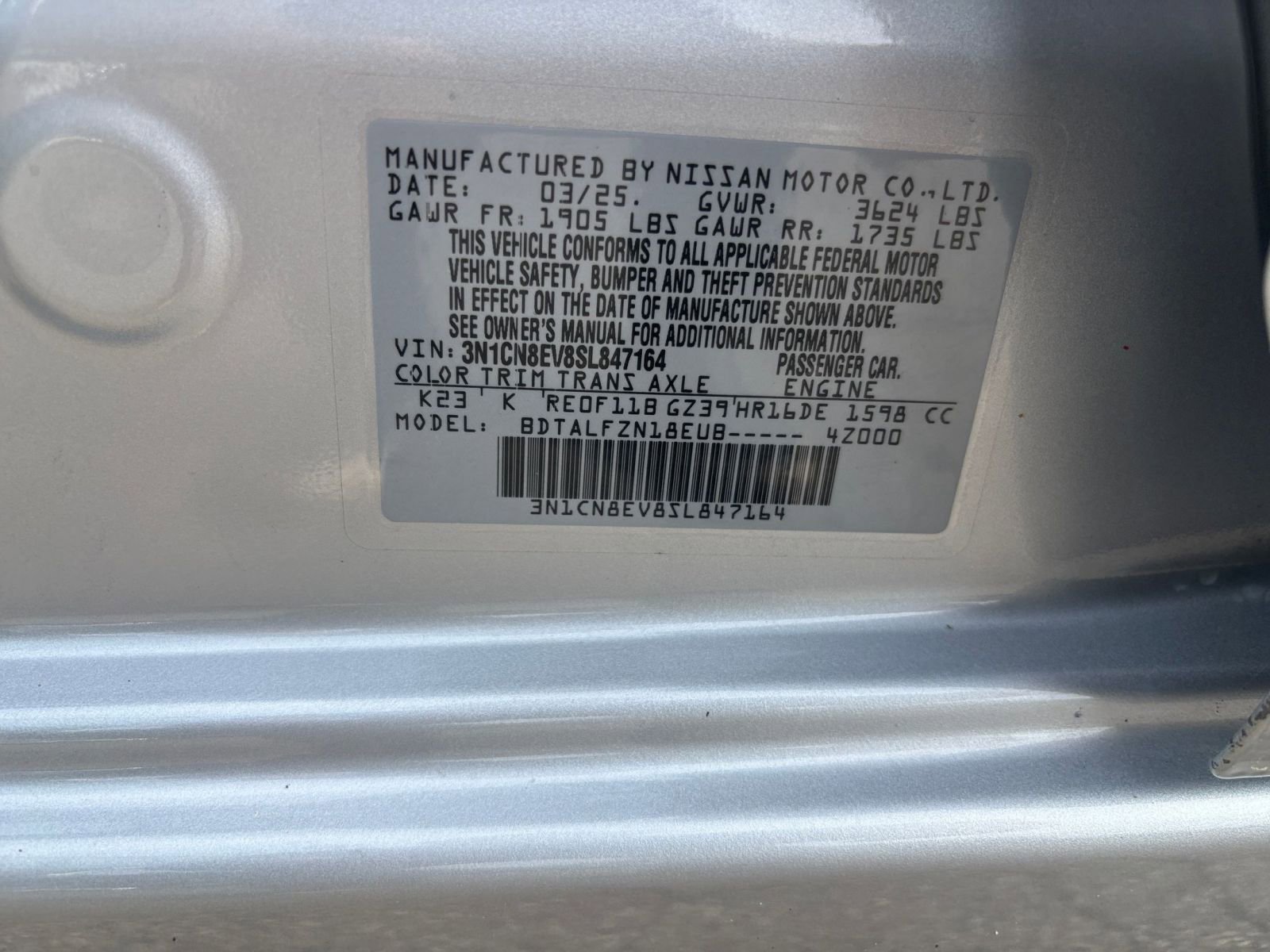 Used 2025 Nissan Versa SV image 27