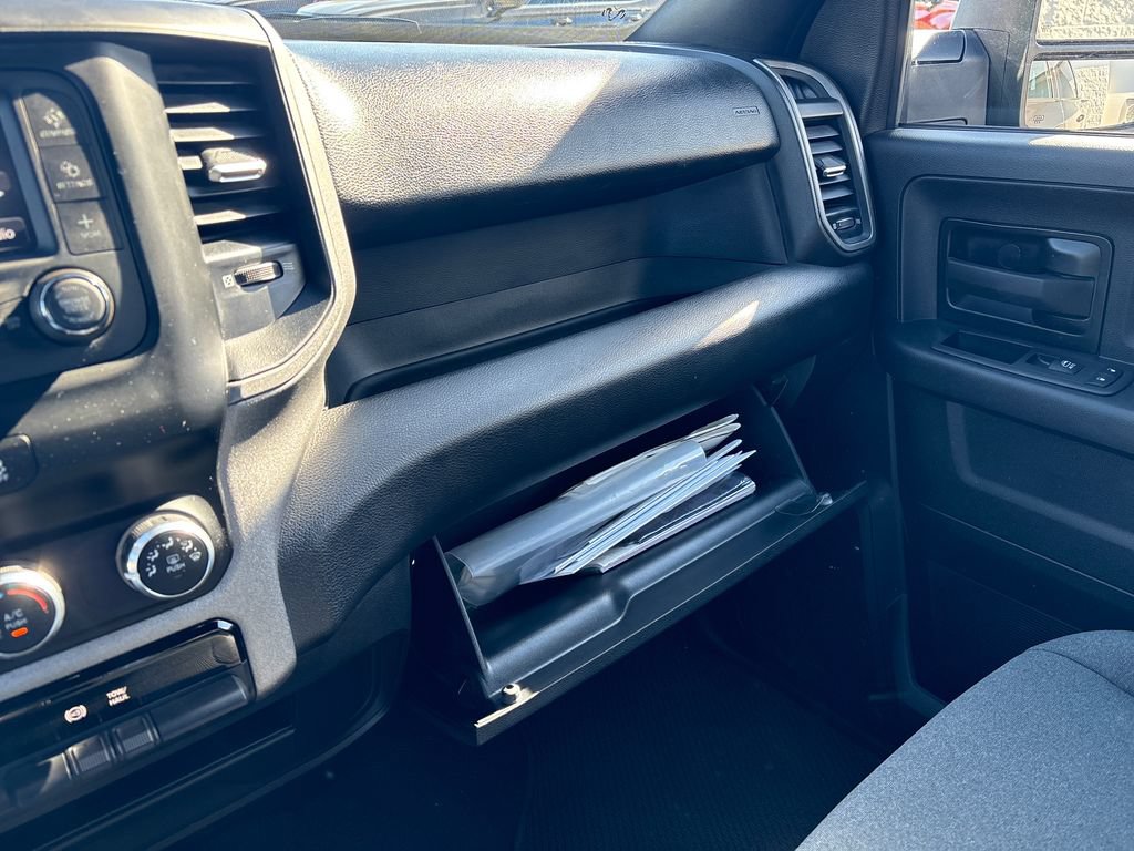 Used 2024 RAM 2500 Tradesman w/ Chrome Appearance Group AWD/4WD image 46