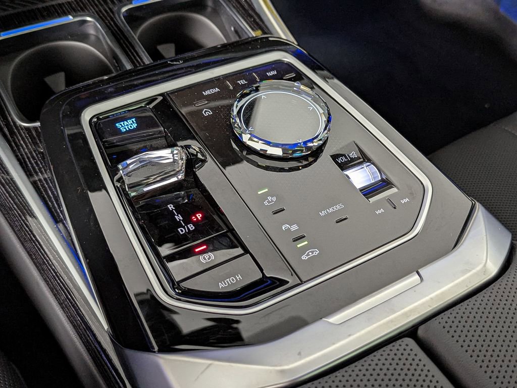 New 2026 BMW i7 xDrive60 image 29